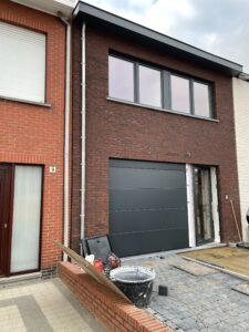 Voorgevel nieuwbouw rijhuis